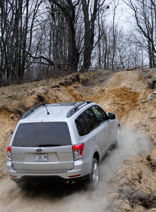 Illustration for article titled 2009 Subaru Forester: Unsupervised Off-Road Mayhem
